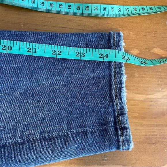 AGOLDE Sophie High Rise Distressed Skinny Crop - Picture 7 of 11